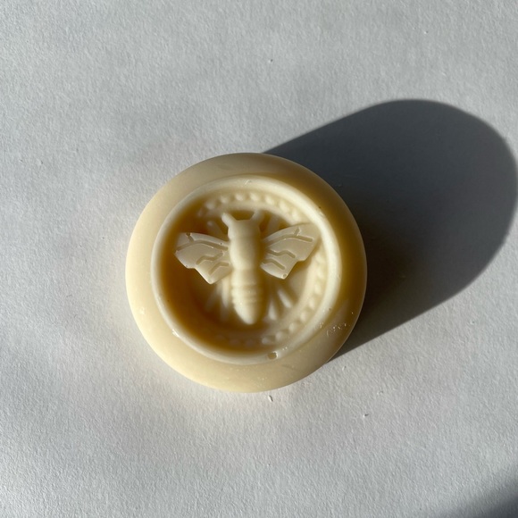 Lavender Geranium Shea Face Bars (2 rounds+1 Rectangle travel size, 3.5oz total) - Picture 8 of 11